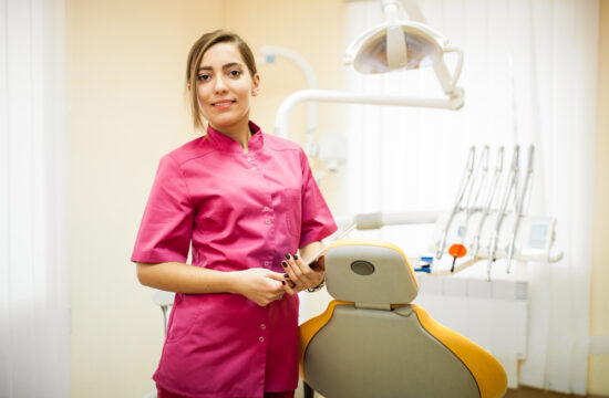 Kiedy zgłosić się do dentysty w przypadku grzybicy jamy ustnej?