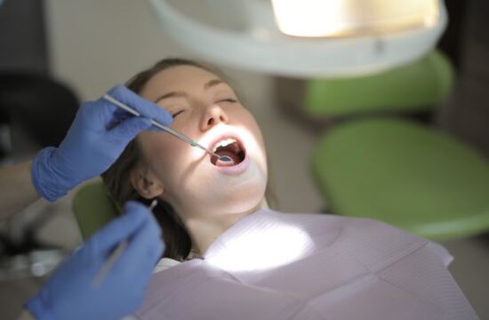 Jak znaleźć dentystę w Polsce dla pacjenta ubezpieczonego w AOK?
